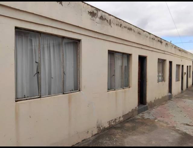 2 BEDROOM HOUSE FOR SALE IN MOHLAKENG